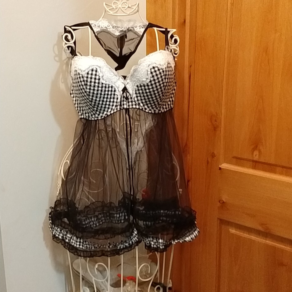 NWT Victoria Secret Baby Doll 36D